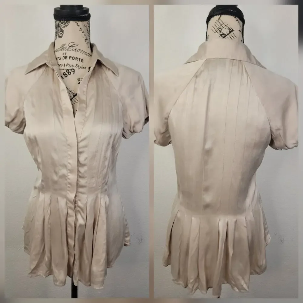 BCBG Maxazria Babydoll Top XS Stretch Silk Fit Flare Pleats Buttons Office Siren